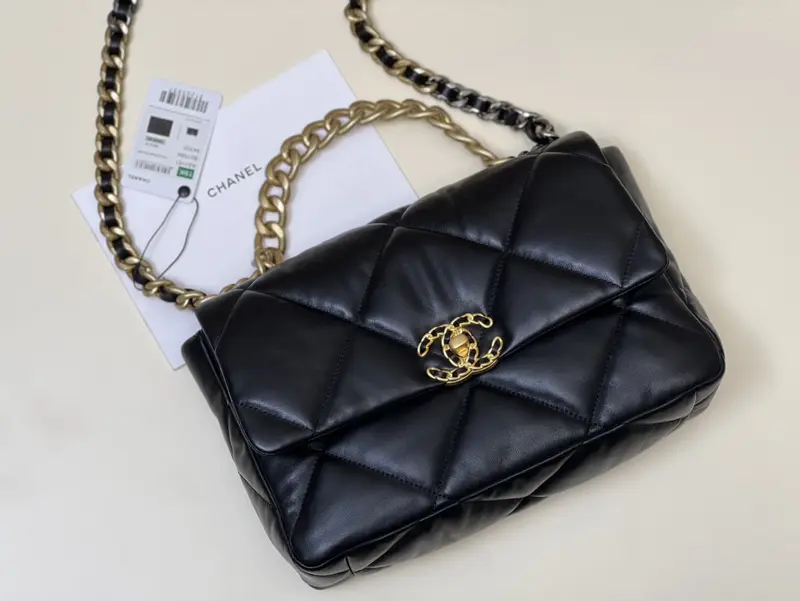 Chanle 19 Handbag