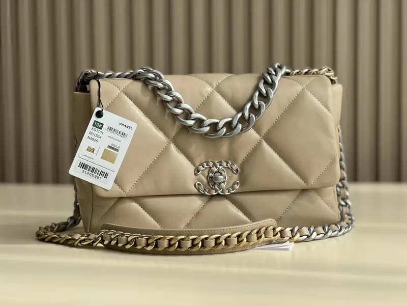 Chanle 19 Handbag