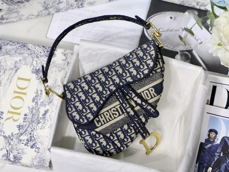 SADDLE BAG