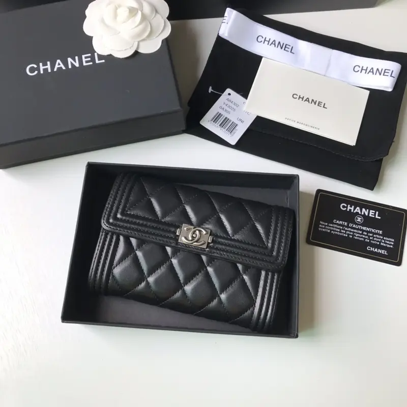 Chanle Flap Wallet