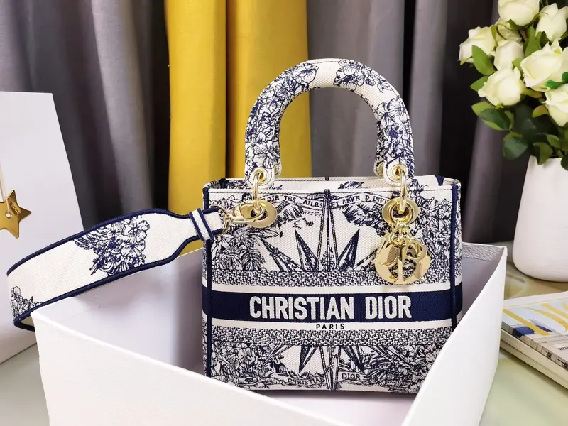 Medium Lady D-lite Bag