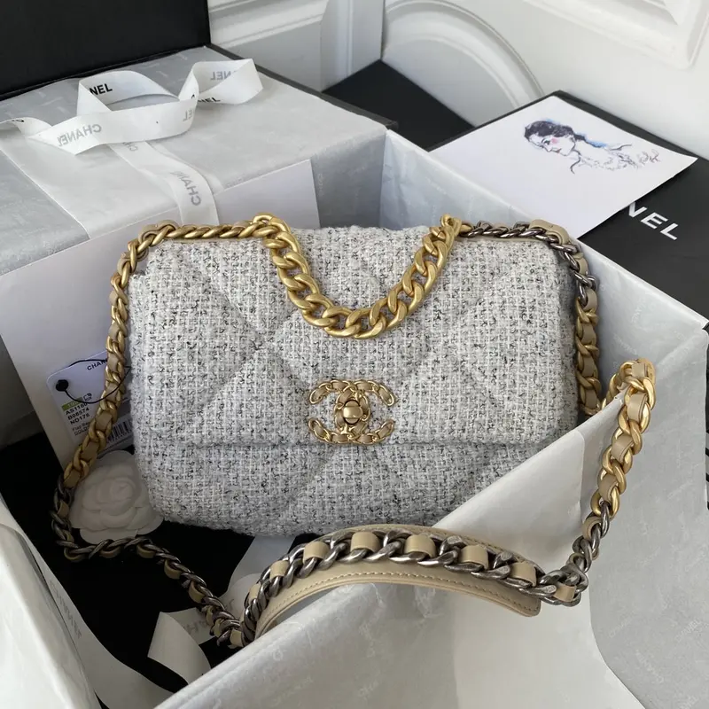 Chanle 19 Handbag