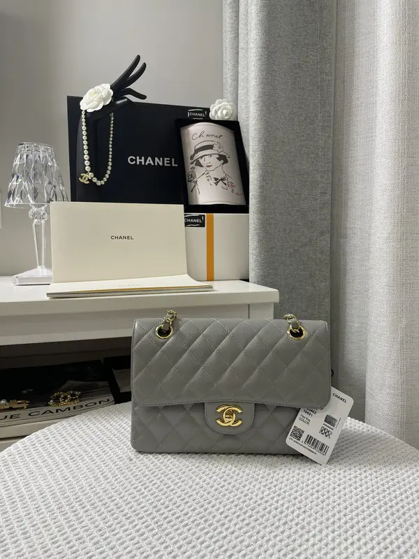 Chanle Small Classic Handbag Gold Hardware