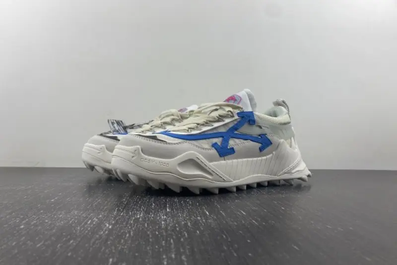 Off-White c/o Virgil Abloh 1