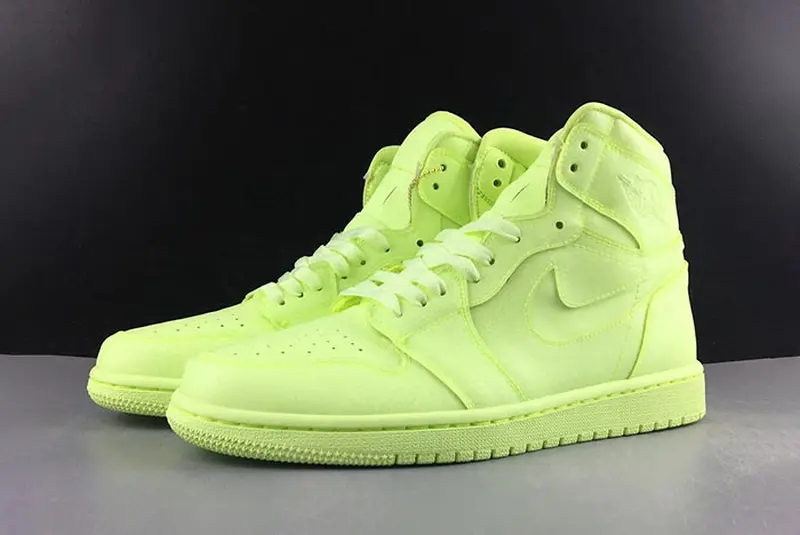 Air Jordan 1 WMNS 'Barely Volt' AH7389-700