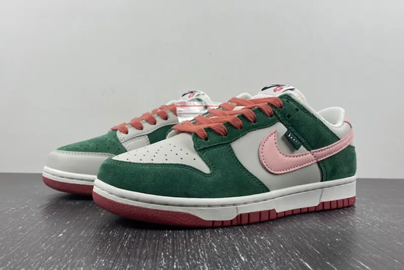 Nike Dunk Low “All Petals United” FN8923-061