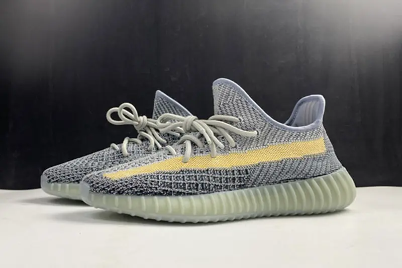 Yeezy Boost 350 V2 GY7657