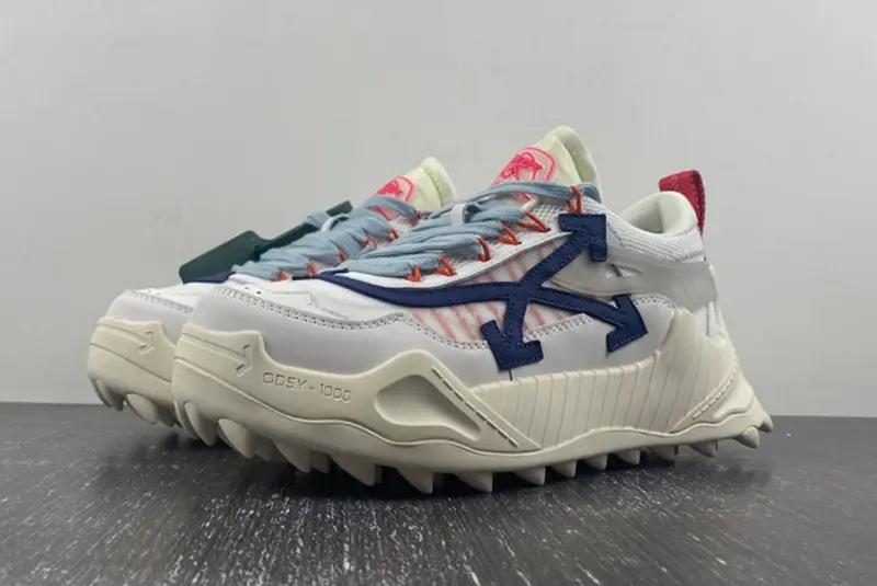 Off-White c/o