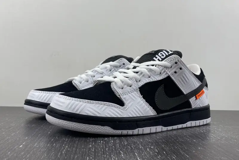 TIGHTBOOTH x Nike SB Dunk Low  FD2629-100