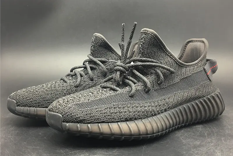 ADIDAS YEEZY BOOST 350 V2 BLACK NON REFLECTIVE FU9013