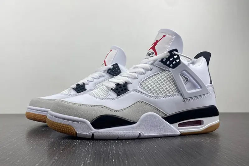 Nike SB x Air Jordan 4 ‘’DR5415-100
