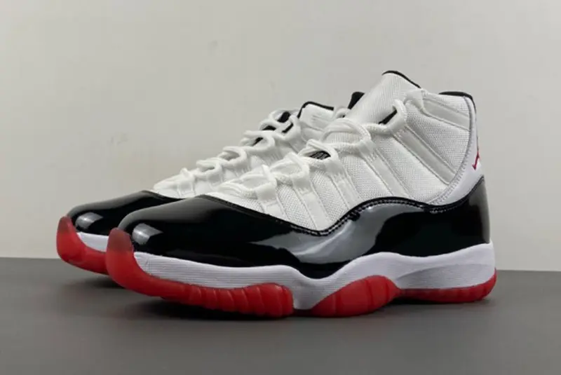 Air Jordan 11 CT8012-106