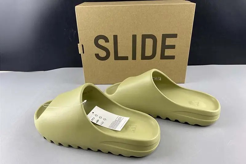 YEEZY SLIDE RESIN -FX0494