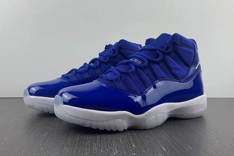 Air Jordan  11 AT7802-115