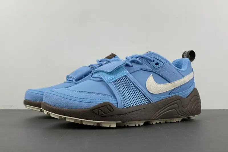 Nike Travis Scott x Nike Zoom Field Jaxx HQ3072-400