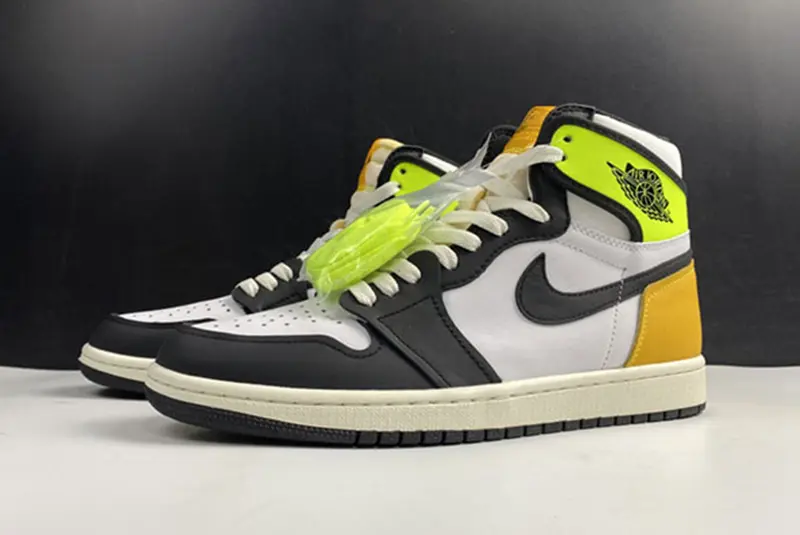 Nike Air Jordan 1 High OG “Volt Gold” 555088-118