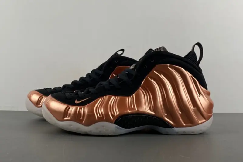 Nike Air Foamposite One “Metallic Copper” FZ9902-001