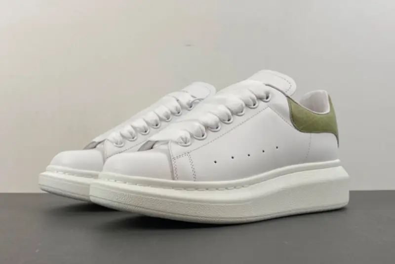 Alexander McQueen/ 553770 WHGP0 9000