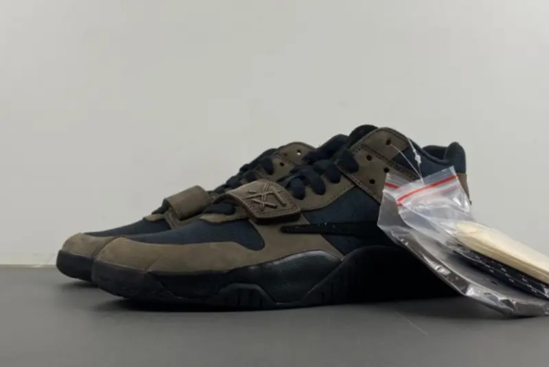 Travis Scott x Air Jordan 1 Low JACK FZ8117 204