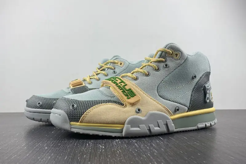 Travis Scott x Nike Air Trainer 1 DR7515-001