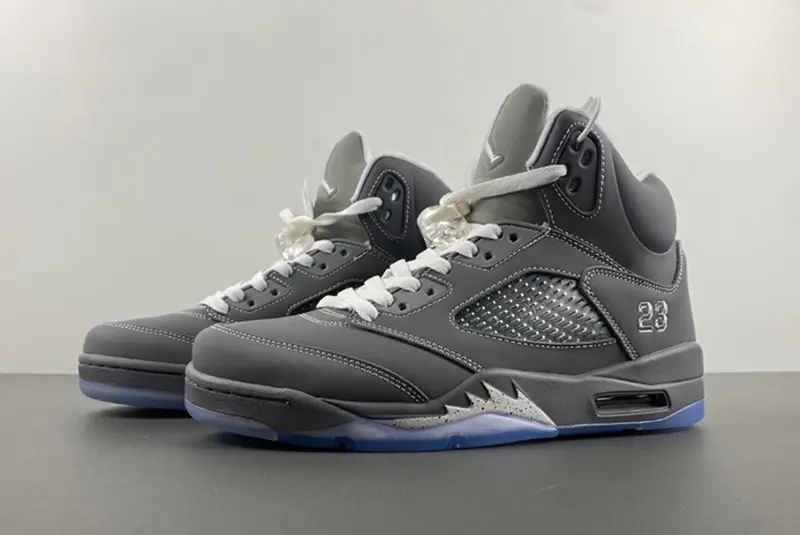 Jordan 5 Retro 'Wolf Grey'  136027-005
