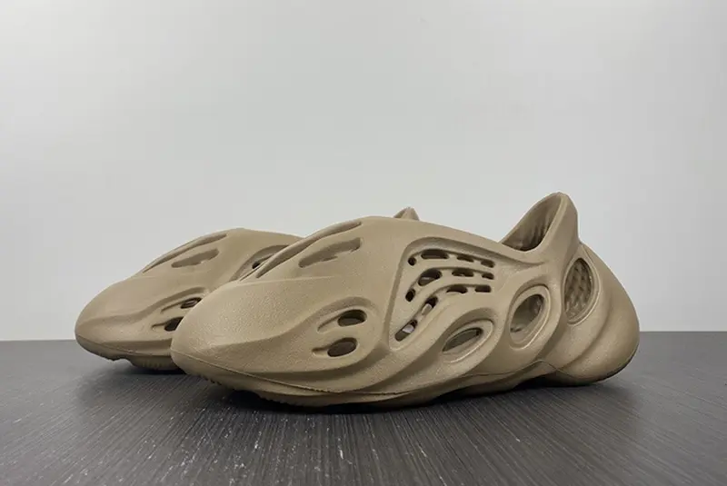 Adidas Yeezy Foam Runner GY6774