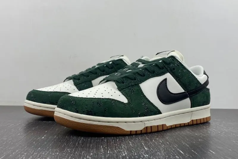 Nike Dunk Low “SKU” FQ8893-397