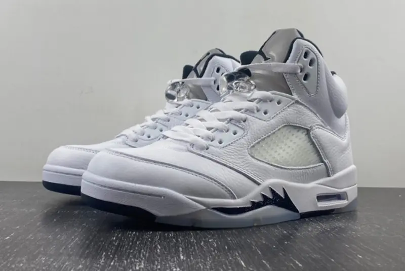 Air Jordan AIR JORDAN 5 RETRO 'WHITE BLACK'  DD0587-110