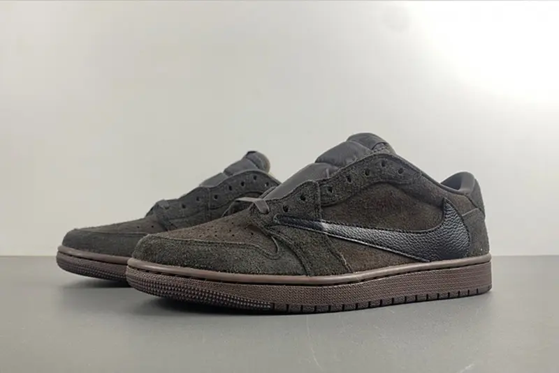 Travis Scott x Air Jordan 1 Low OG “ DM7866-202