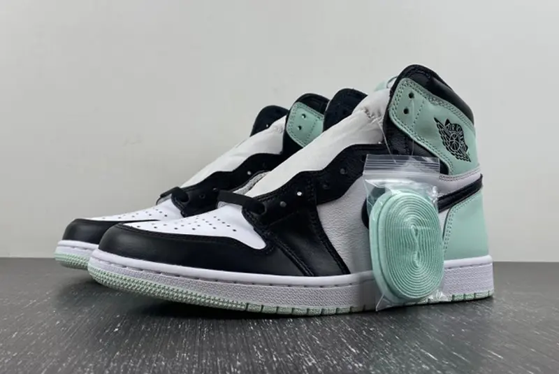 AIR JORDAN 1 RETRO HIGH OG NRG AJ1 861428 100