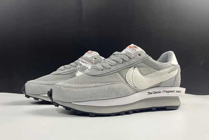 fragment x sacai x Nike LDWaffle DH2684-001