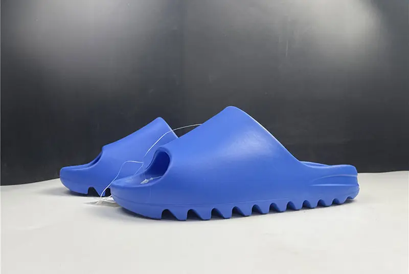 ADIDAS YEEZY SLIDE FY7347