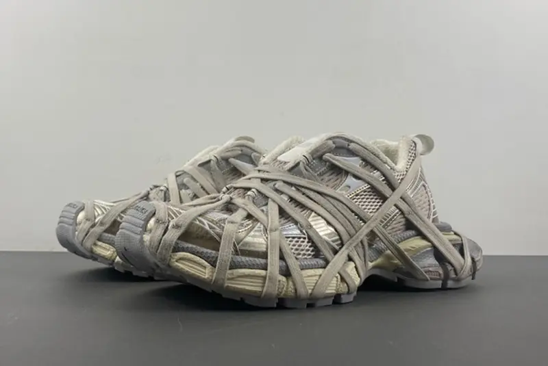 Balenciaga Phantom Sneaker  778698 W3XLL 9191 I8