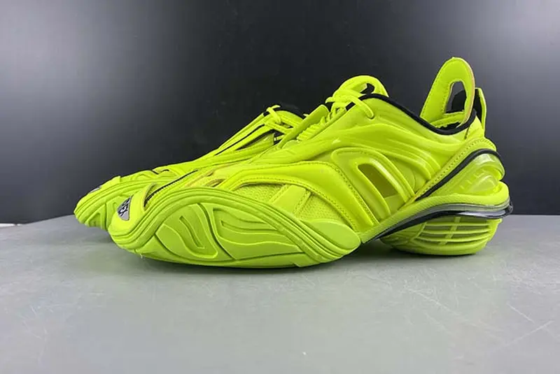 Balenciaga Green Tyrex Sneakers 617535 W2UA1 7320