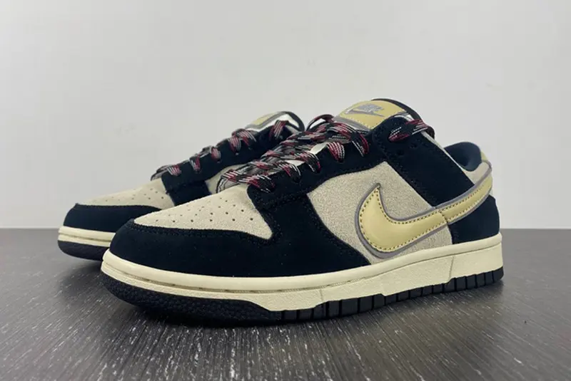 Nike Dunk Low “Pink Suede DV3054-001