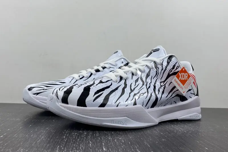 Zoom KOBE 5 DB4796-004