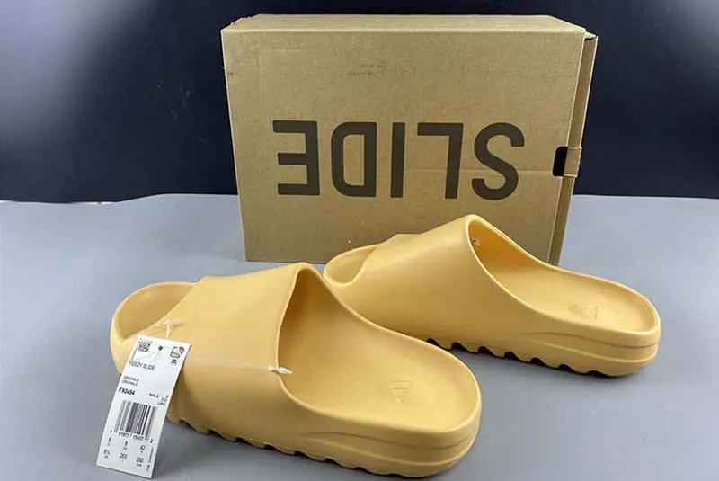 YEEZY SLIDE DESERT SAND-FW6344