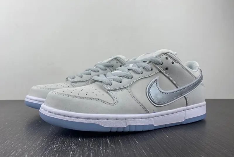 Concepts x Nike SB Dunk Low “White Lobster”  FD8776-100