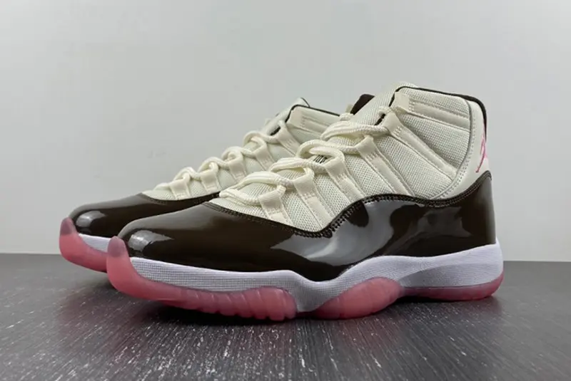 Air Jordan 11  CT8012-126