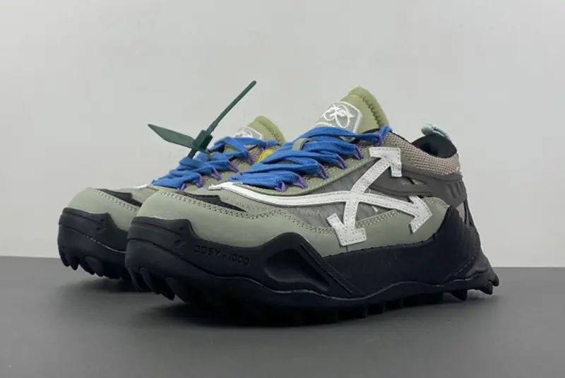 Off-White c/o Virgil 1
