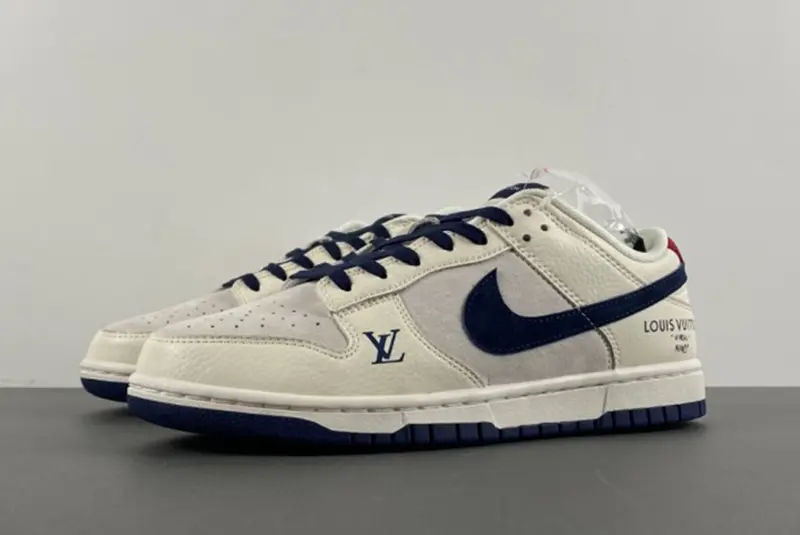 SB Dunk Low  FC1688-134
