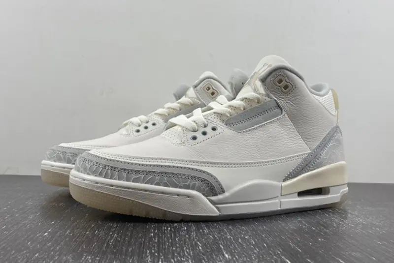 Air Jordan 3 Craft “Ivory” FJ9479-100.