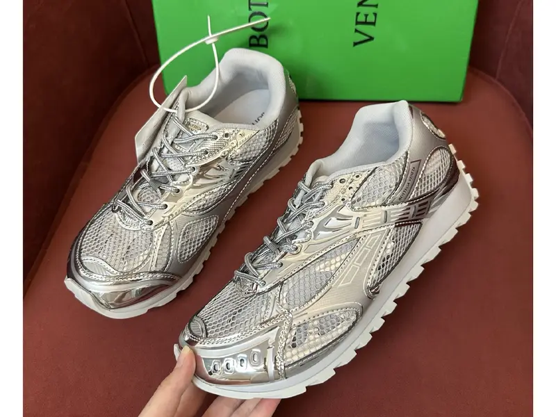 BOTTEGA VENETA