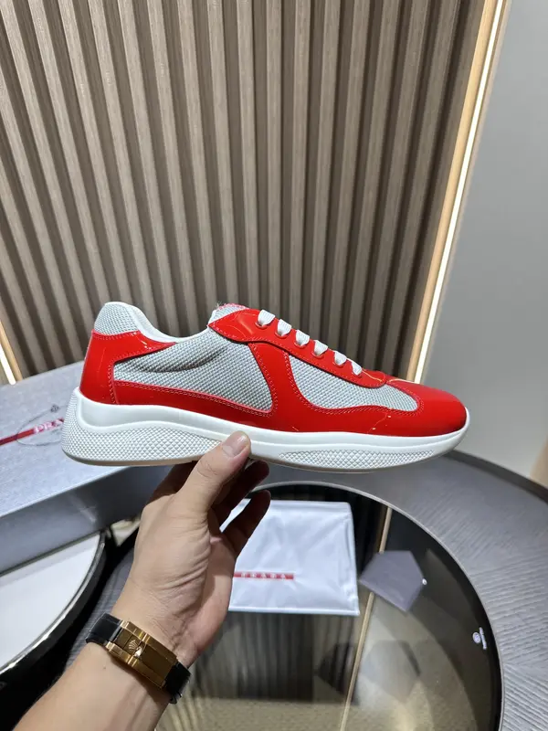 P*DA Sneakers