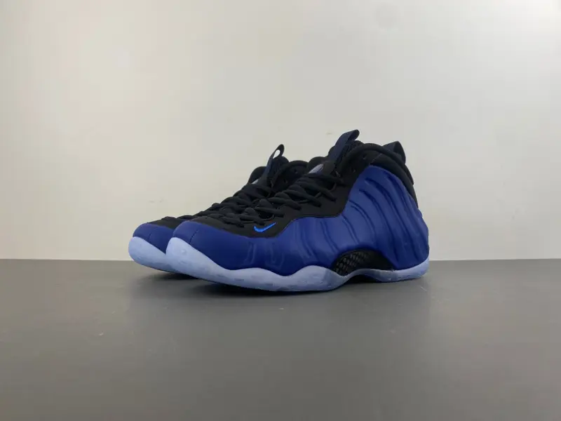 Nike Air Foamposite One “Deep Royal”  HJ5195-400