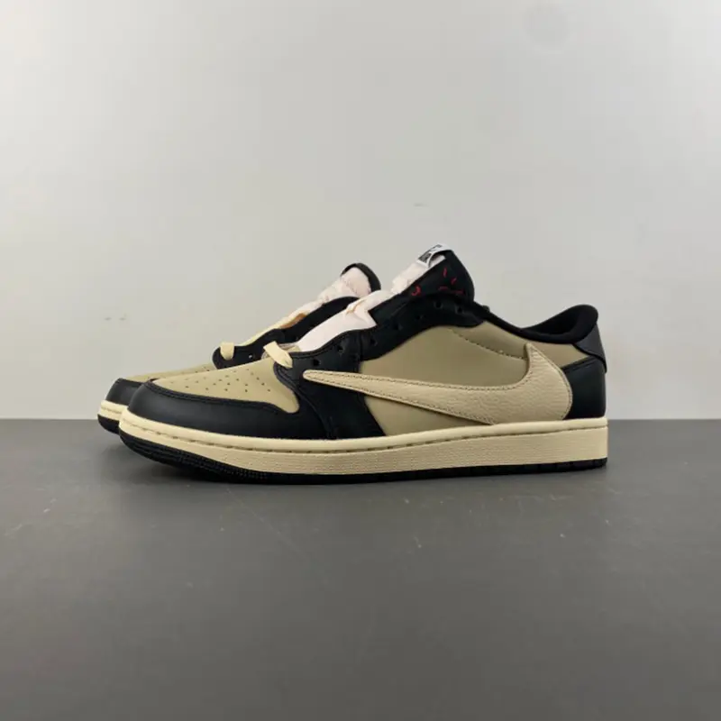 Travis Scott x Air Jordan 1 Low OG DM7866-201
